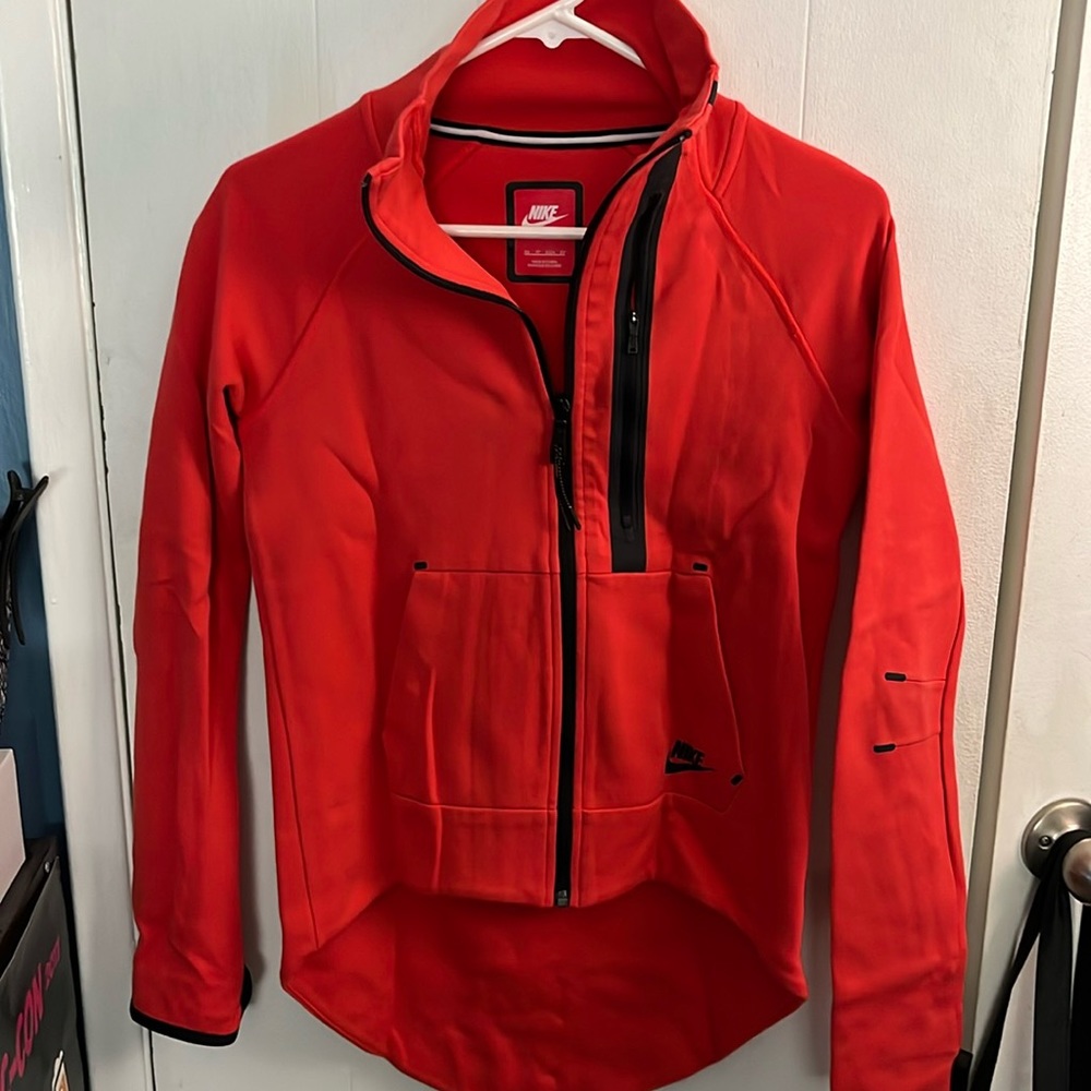 Nike Tech Fleece Hi-Lo Zip-Up